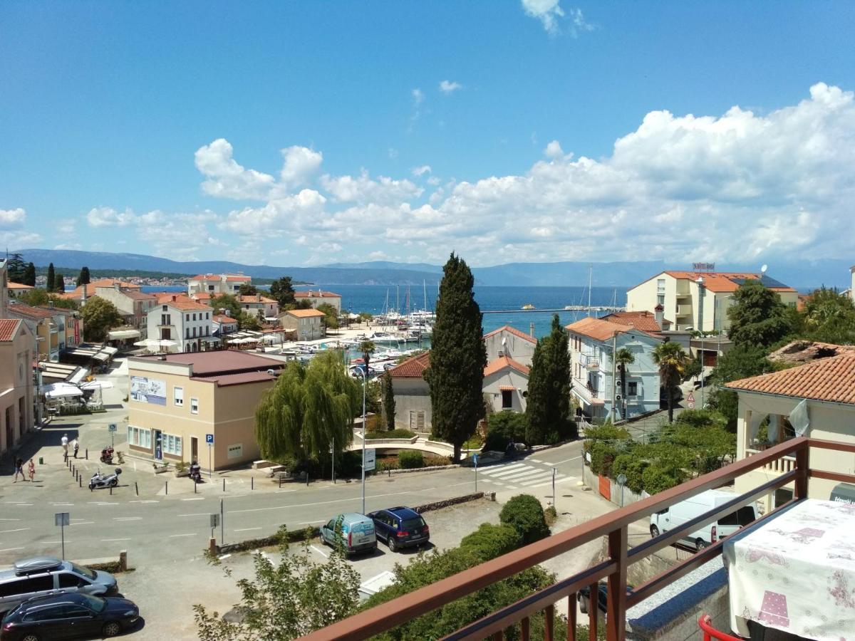 Apartments Matuc Malinska Exterior foto